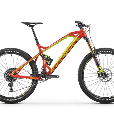 Mountain biking with Adrenalin Rehab - Rent Your Dune RR today